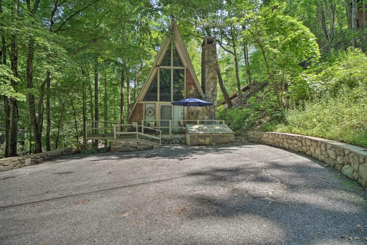 Snuggle Inn In The Heart Of Chalet Village! Gatlinburg Exterior foto
